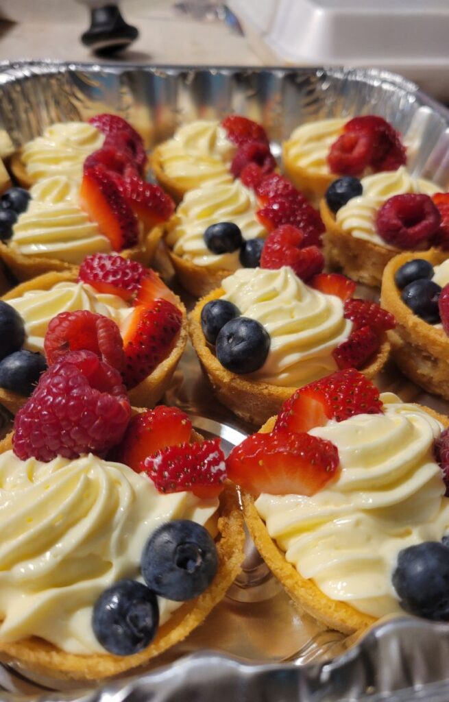 black clean minimalist circle monogram logo (800 x 1250 px) (5)